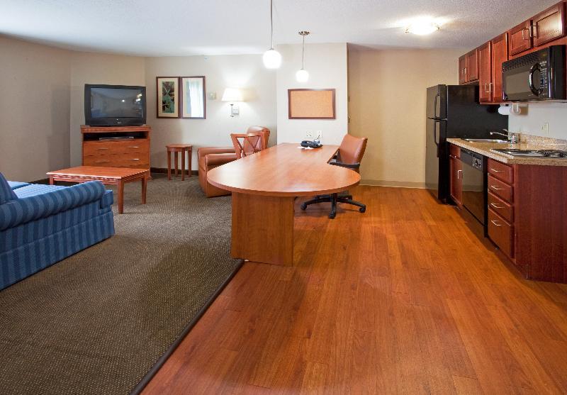 Candlewood Suites Fort Lauderdale Airport-Cruise By Ihg Zewnętrze zdjęcie